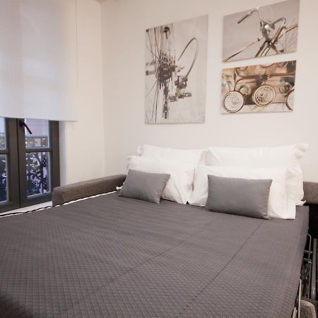 Apartamento Nuevo Y De Lujo En Puerta Del Sol มาดริด ภายนอก รูปภาพ
