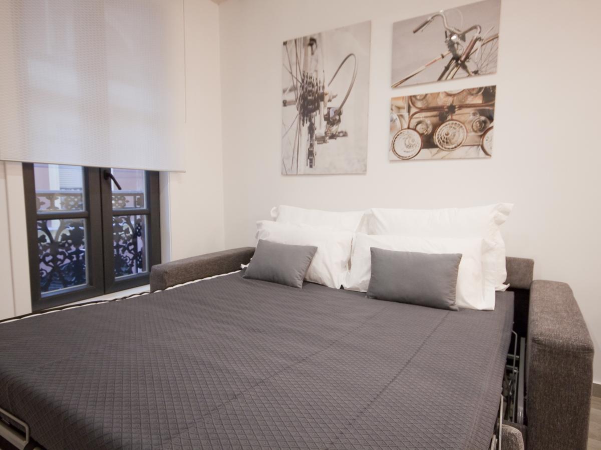 Apartamento Nuevo Y De Lujo En Puerta Del Sol มาดริด ภายนอก รูปภาพ