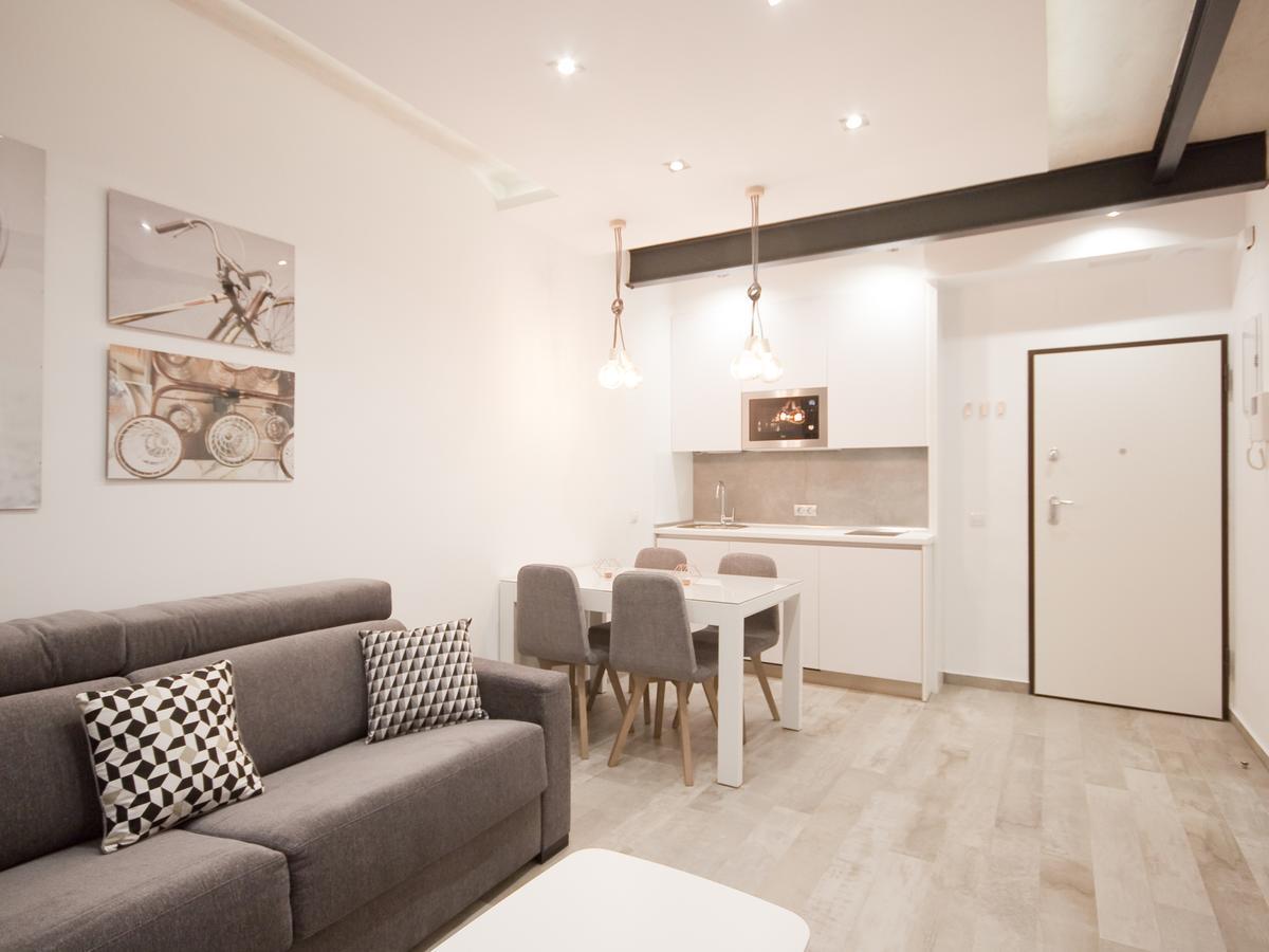 Apartamento Nuevo Y De Lujo En Puerta Del Sol มาดริด ภายนอก รูปภาพ