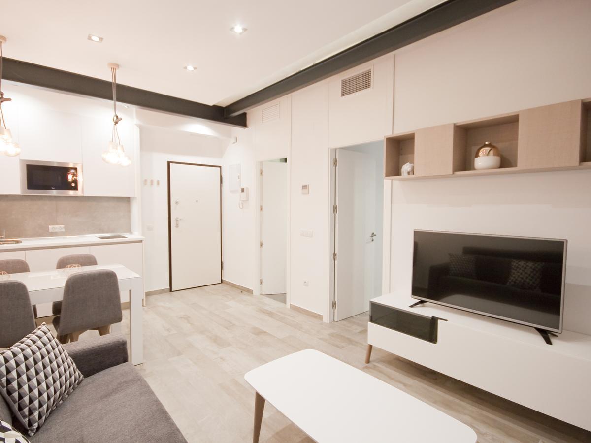 Apartamento Nuevo Y De Lujo En Puerta Del Sol มาดริด ภายนอก รูปภาพ