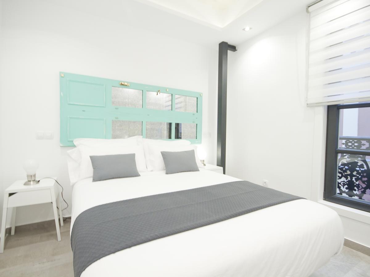 Apartamento Nuevo Y De Lujo En Puerta Del Sol มาดริด ภายนอก รูปภาพ